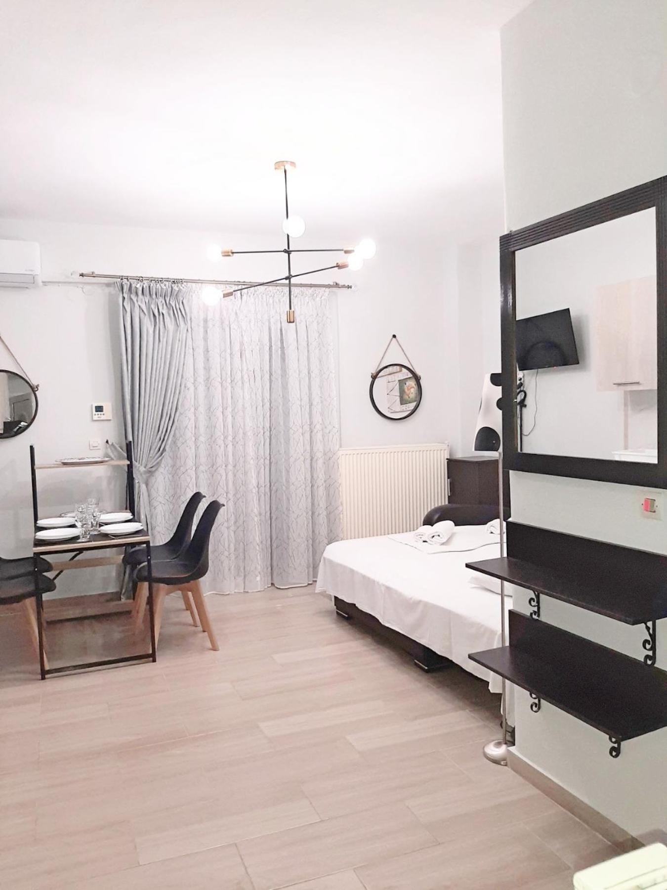 Marely Cosy House Apartamento Kallithea  Exterior foto